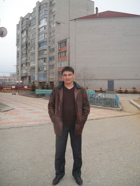 Берик Кизметов