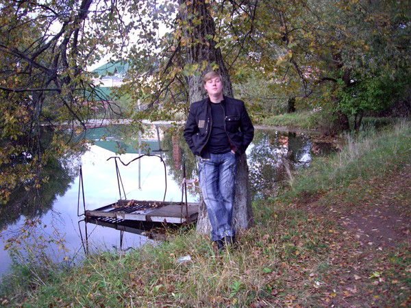 Денис Борисов