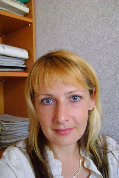 Лена Степанова