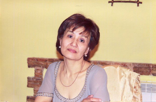 Баян Хамитова