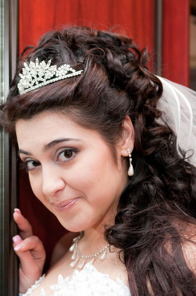 Нара Зейналова