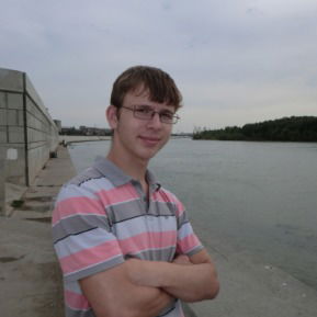 Александр Мазуров