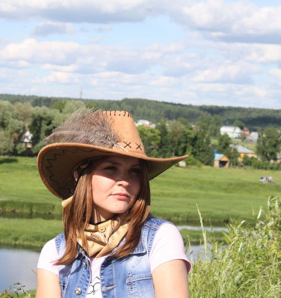 Анна Суровикина