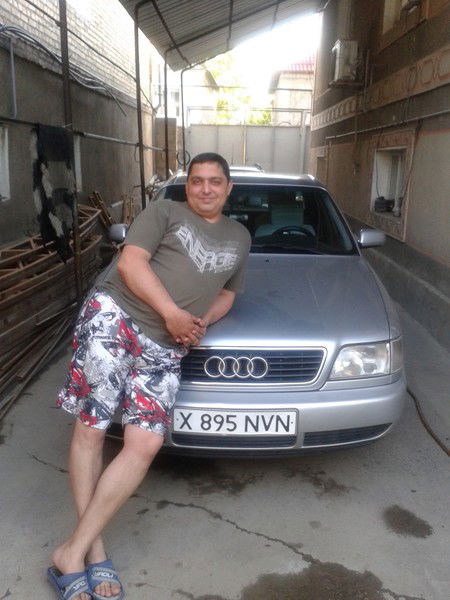 Борис Эльмуратов