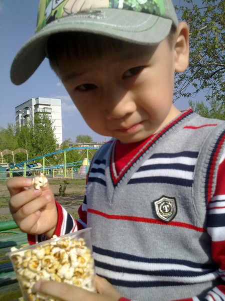 Асхан Сейсембеков