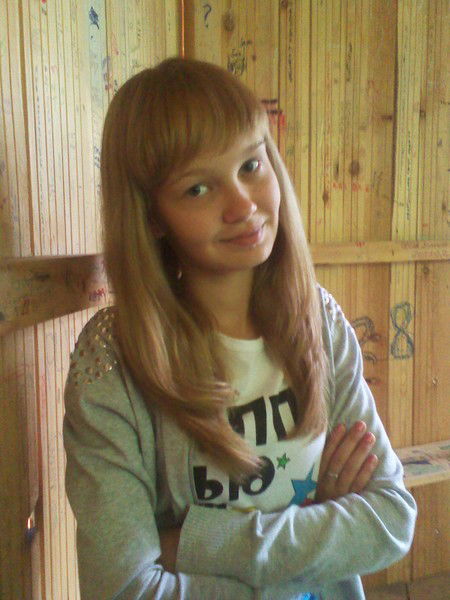 Юля Хохрякова