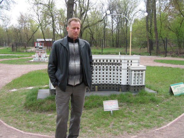 Дмитрий Новицкий