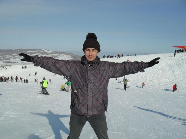 Атабек Мидинбеков