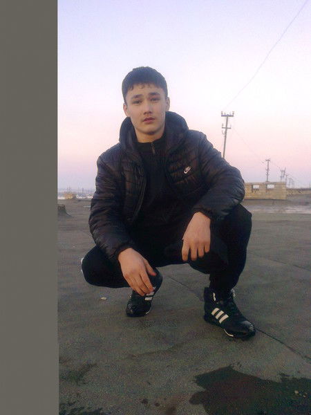 Олжас Асанханов