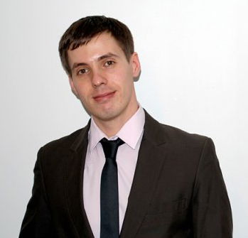 Денис Завьялов