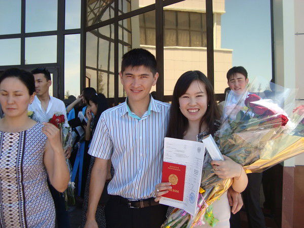 Нурым И Гаухар Халыковы