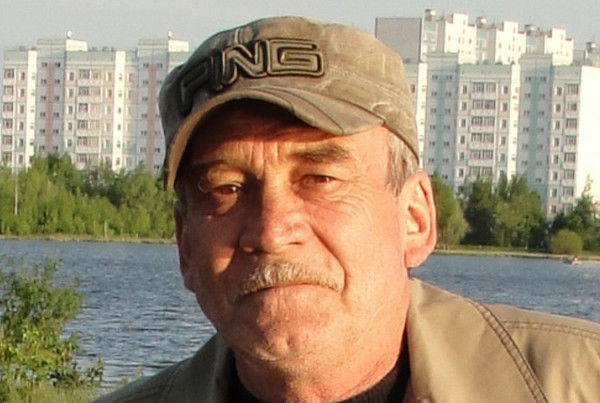 Николай Агапов