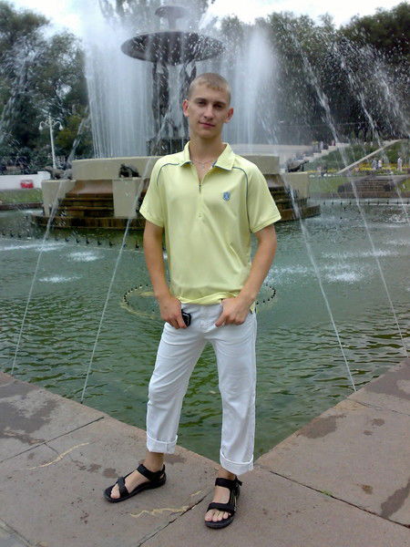 Станислав Серов