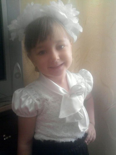 Юлия Ларина