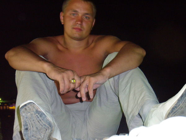 Илья Новиков