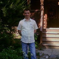 Оганес Сароян