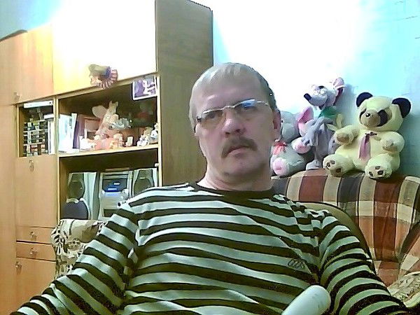 Анатолий Златин