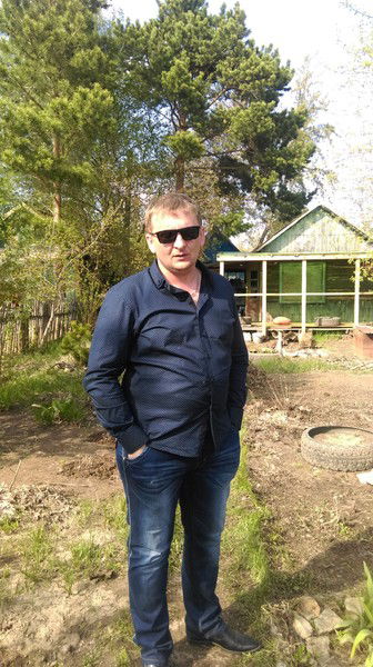 Денис Трапезников