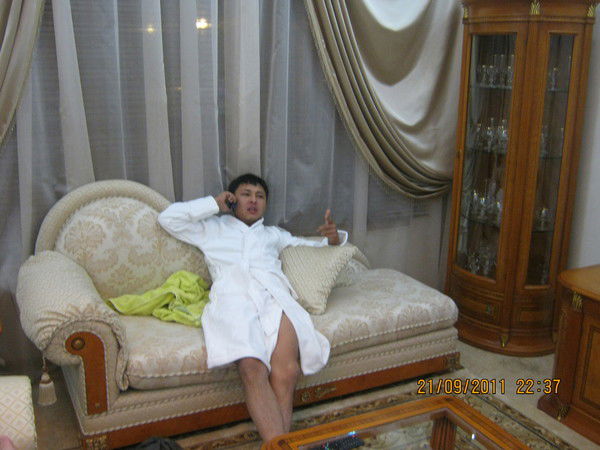 Абай Искаков