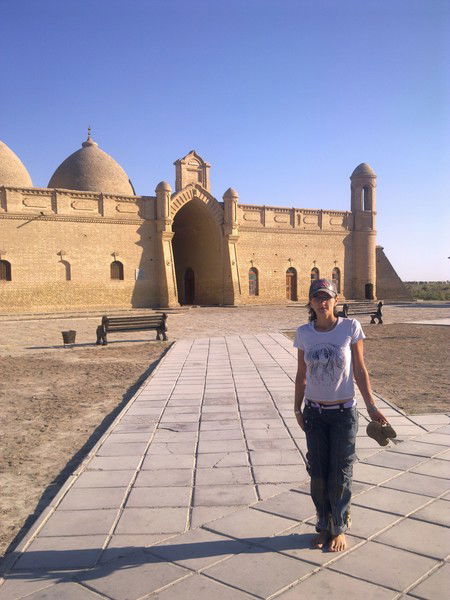 Елена Балкибекова