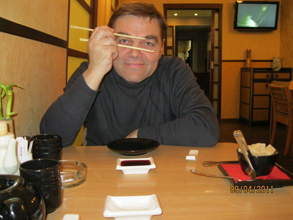 Александр Хасанов