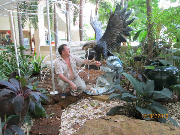 Юрий Наумов