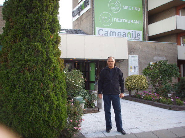 Владимир Степанов