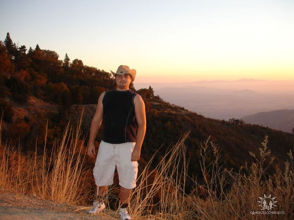 Олег Маркин