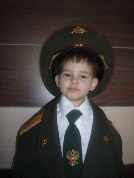 Денис Фиошин