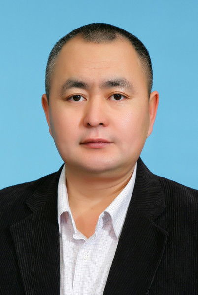 Арслан Бустанов