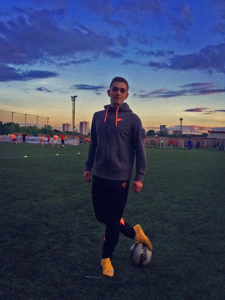 Павел Лашманов