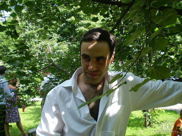 Артур Макян