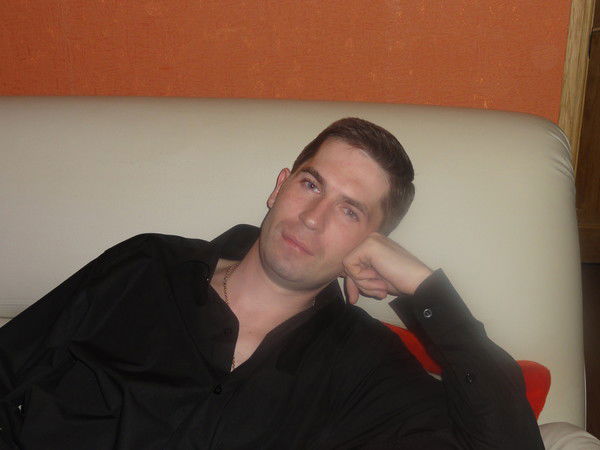 Александр Бузанов