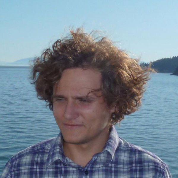 Женя Калиничев