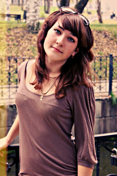 Анна Холоденина