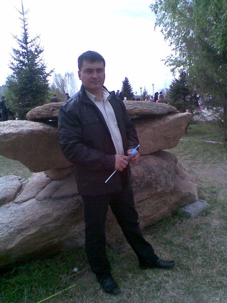 Виталя Балжанов