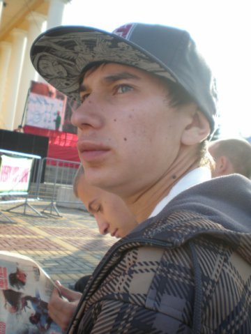 Андрей Степанов