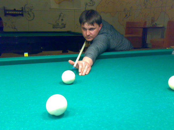 Александр Маслов