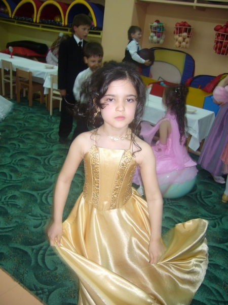 Лана Сулейманова