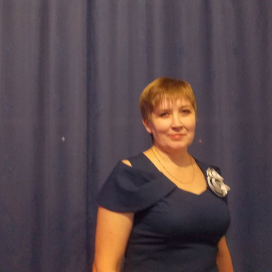 Любовь Менщикова