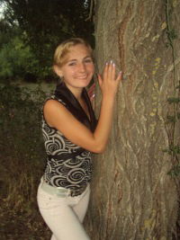 Анна Кожухарь