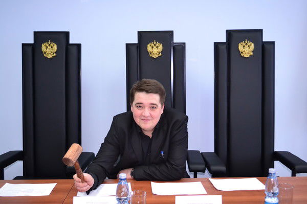 Алмаз Хакимов