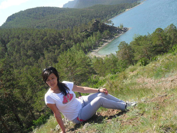 Ира Алмаганбетова