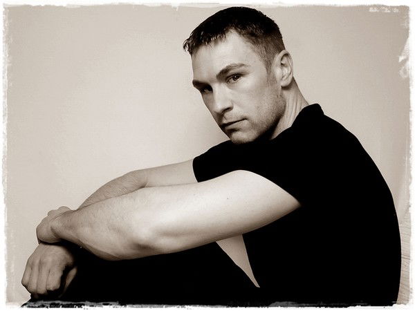 Володя Карпов