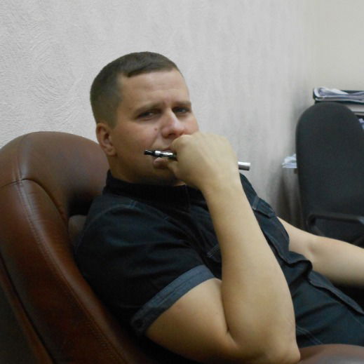 Денис Ермолаев