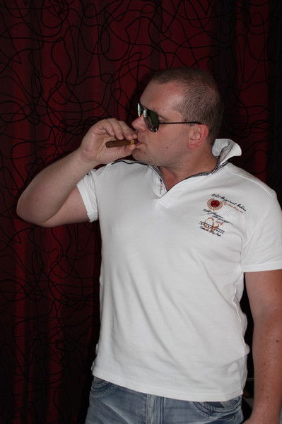 Дмитрий Назаркин