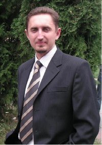 Сергей Кирсанов