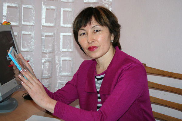 Маулен Ажиканова