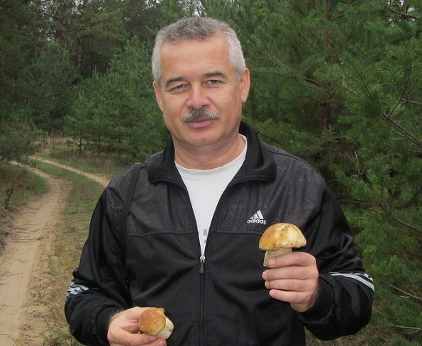 Владимир Тихонов