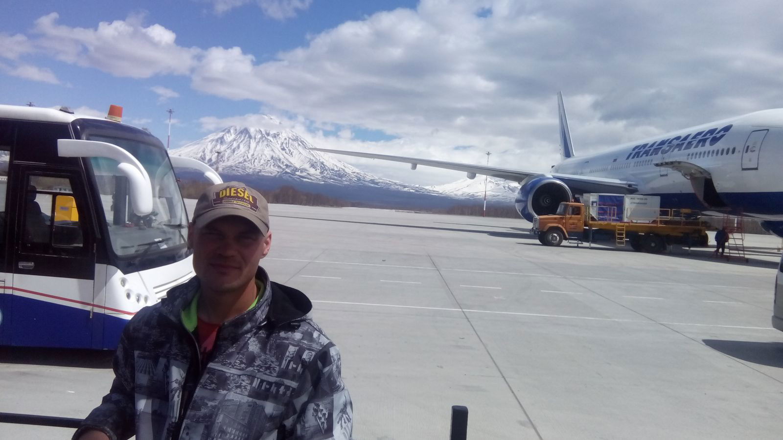 Дмитрий Мельников